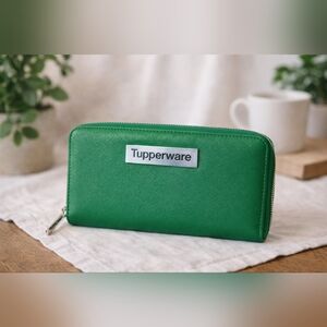 Vintage Tupperware Consultant Award Green Zip Wallet – Vegan Leather Clutch
